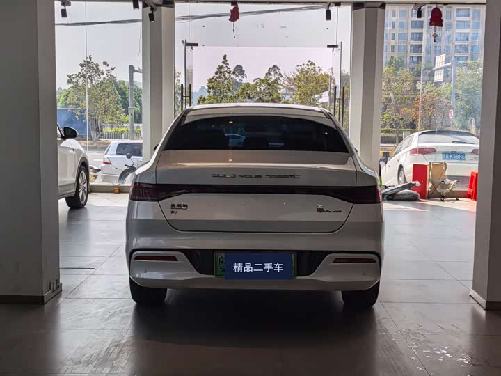 Фото 6 - BYD Qin Plus