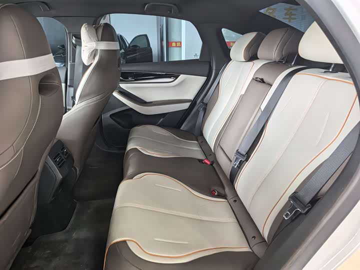 Фото 8 - BYD Qin Plus