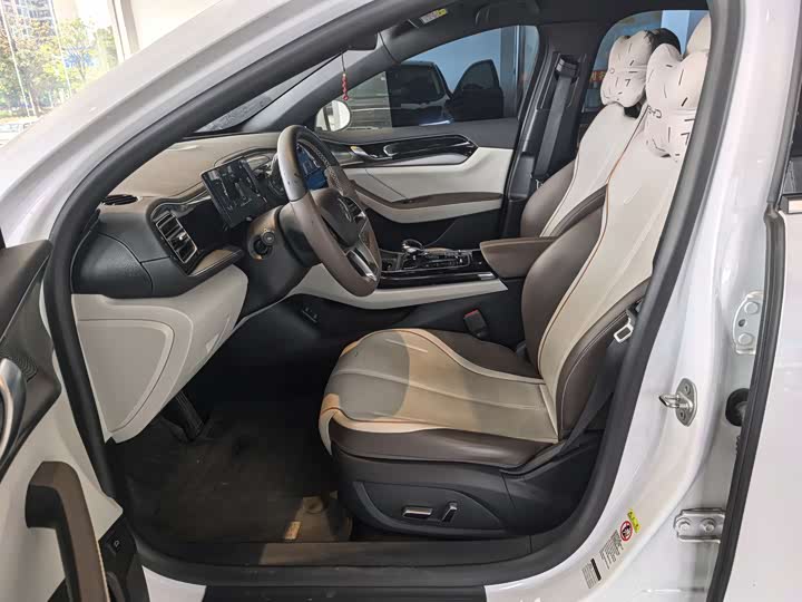 Фото 9 - BYD Qin Plus