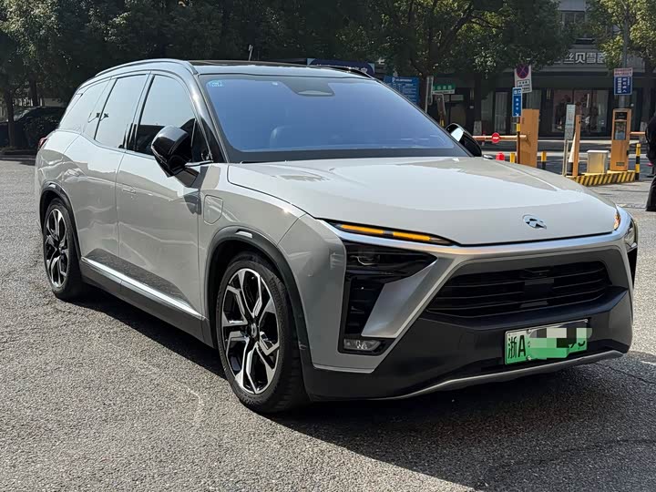 Фото 3 - Nio ES8