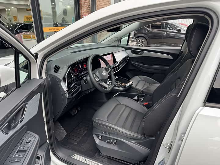 Фото 8 - Volkswagen Talagon