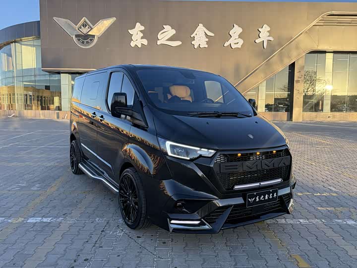 Фото 2 - Ford Tourneo