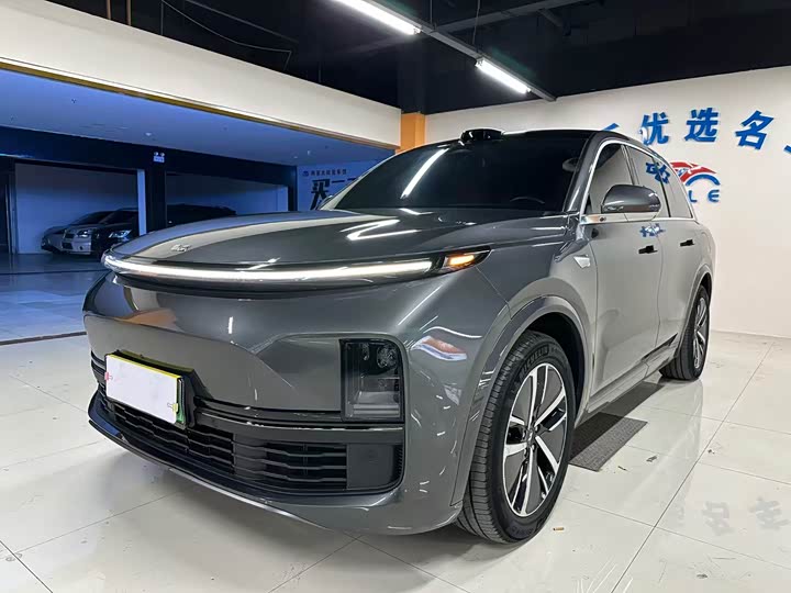 Фото 1 - LiXiang L8