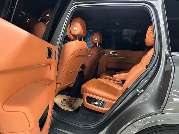 Фото 6 - LiXiang L8