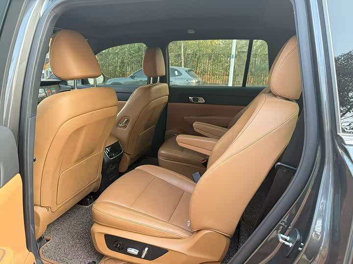 Фото 6 - LiXiang One