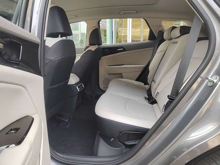 Фото 7 - Kia Sportage