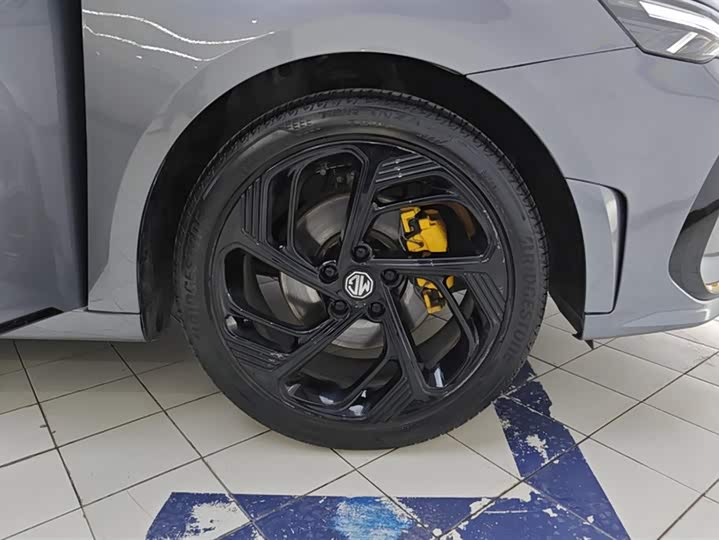 Фото 6 - MG Motor 6