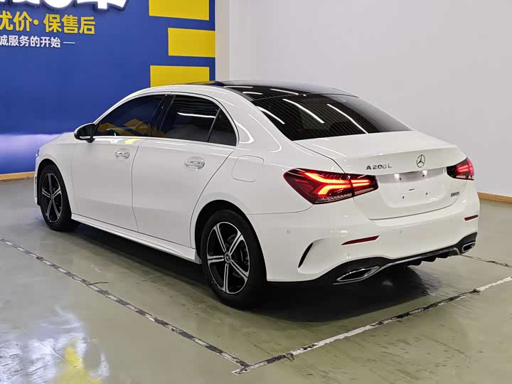 Фото 5 - Mercedes-Benz A-Class