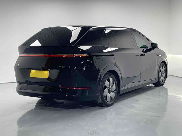 Фото 7 - XPeng X9