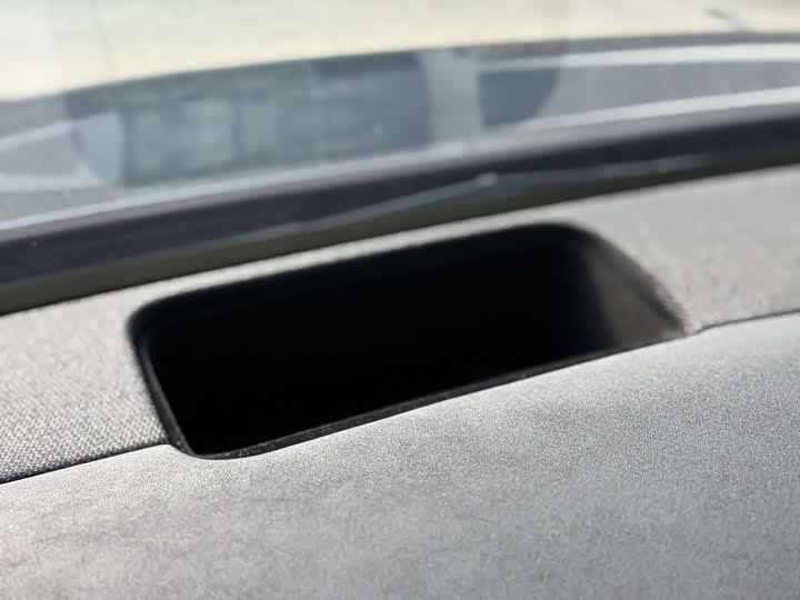 Фото 7 - Nio EC6