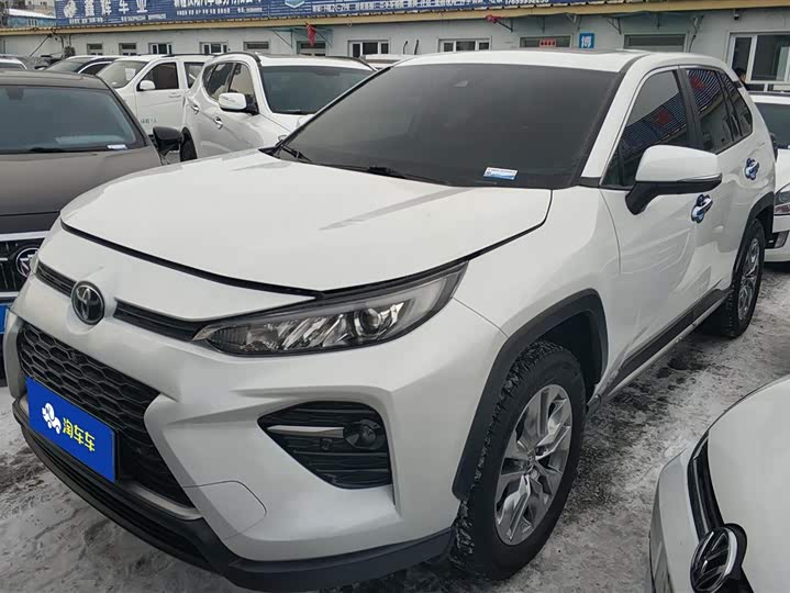 Photo 1 - Toyota Wildlander