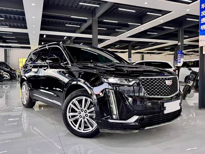 Фото 3 - Cadillac XT6