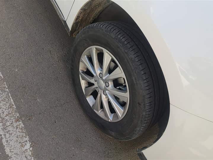 Фото 6 - Haval M6