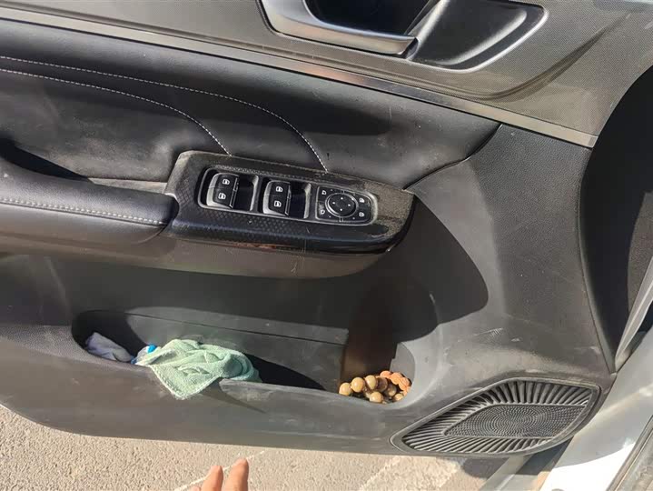 Фото 7 - Haval M6