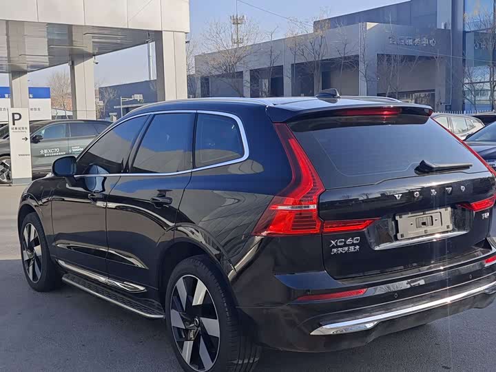 Фото 6 - Volvo XC60 Hybrid