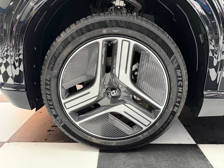 Фото 4 - Changan Qiyuan (Nevo) E07