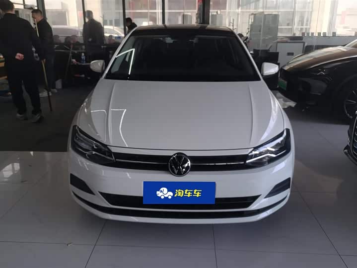 Фото 2 - Volkswagen Polo