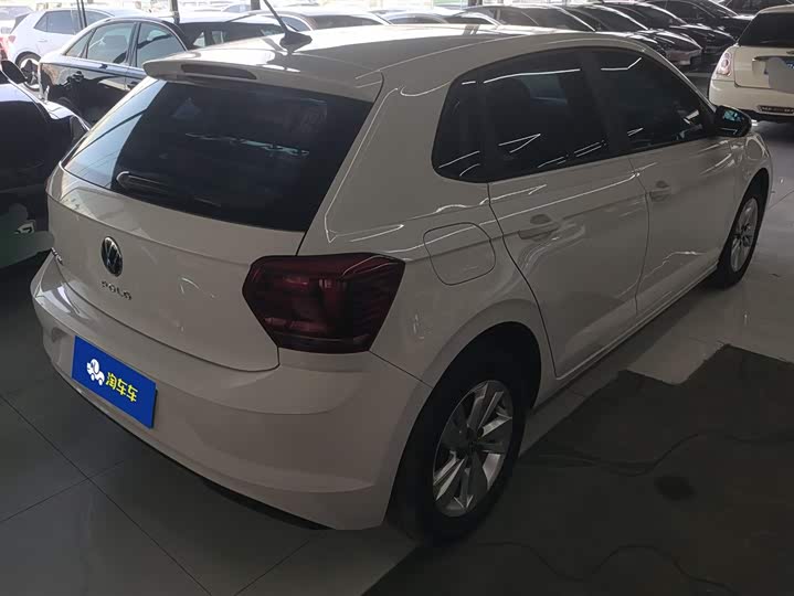 Фото 3 - Volkswagen Polo