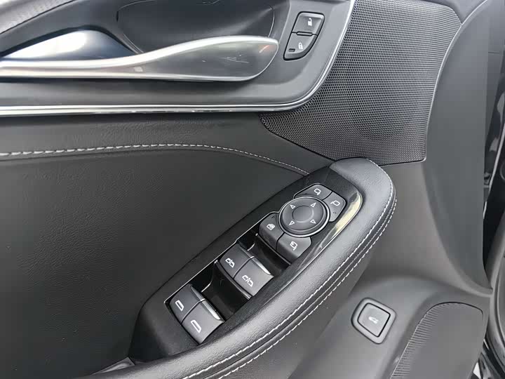 Photo 7 - Cadillac CT5