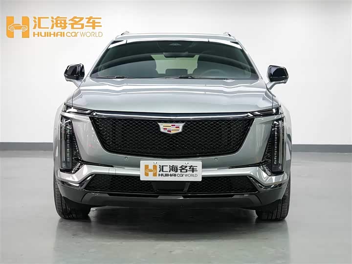 Фото 2 - Cadillac XT5