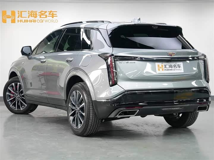 Фото 4 - Cadillac XT5