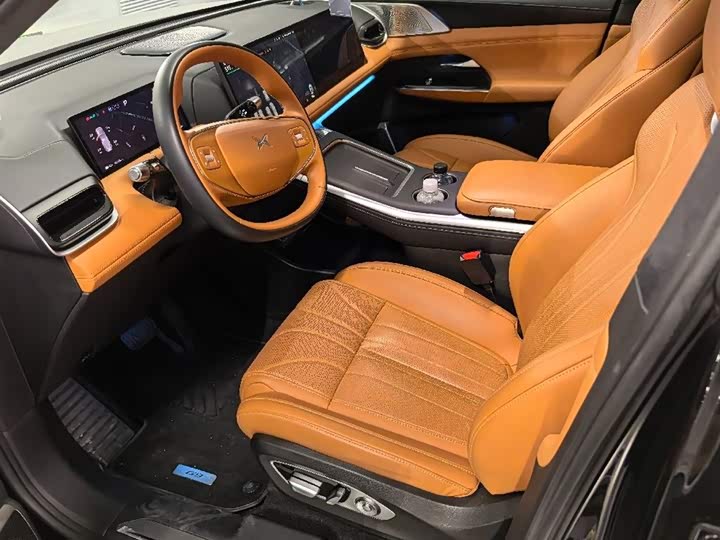 Фото 4 - XPeng G9