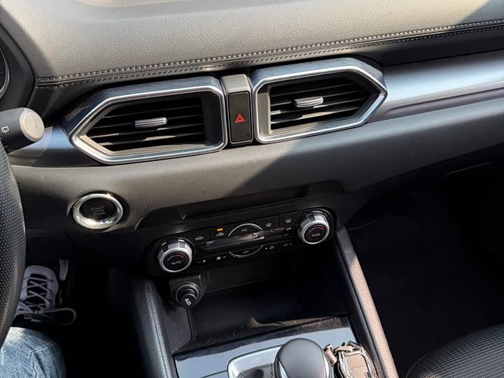 Photo 7 - Mazda CX-5