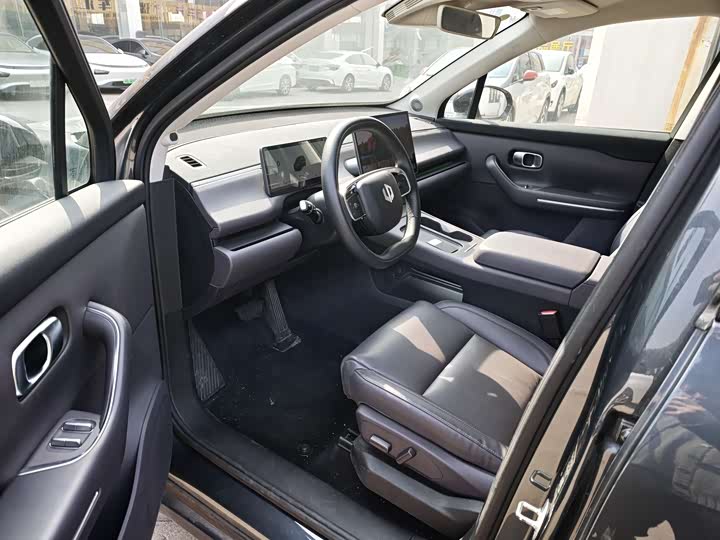 Фото 8 - Leapmotor C10