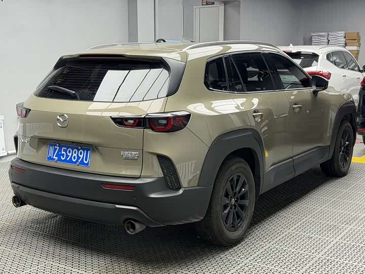 Фото 6 - Mazda CX-50