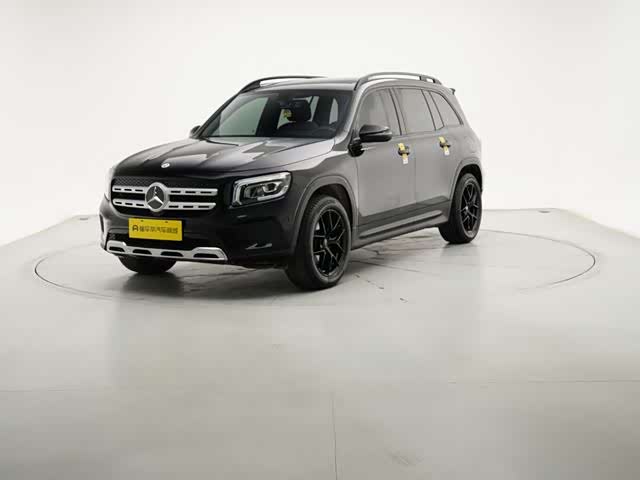 Фото 1 - Mercedes-Benz GLB-Class