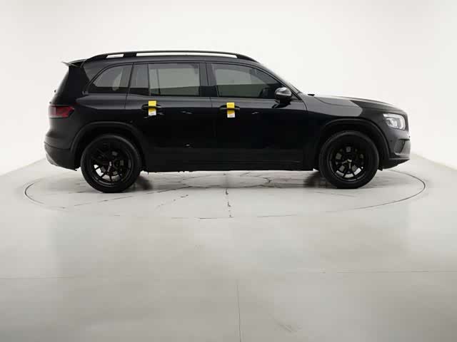 Фото 2 - Mercedes-Benz GLB-Class