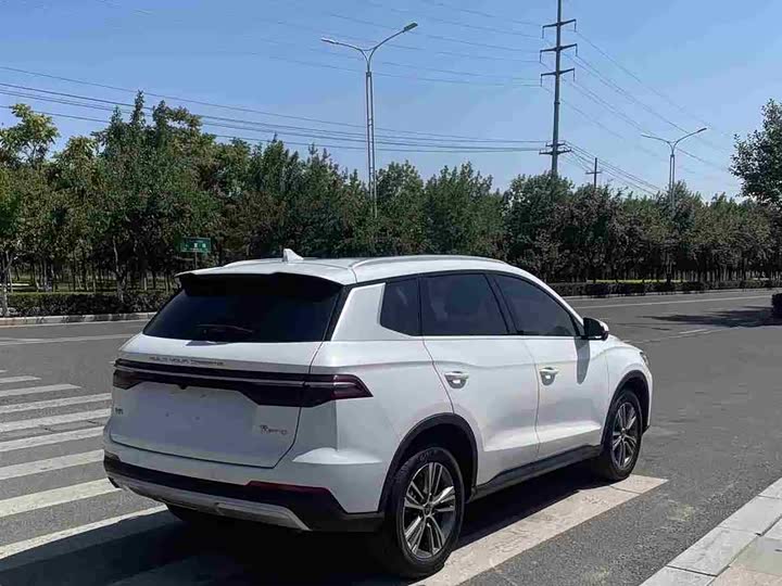 Фото 7 - BYD Song Pro