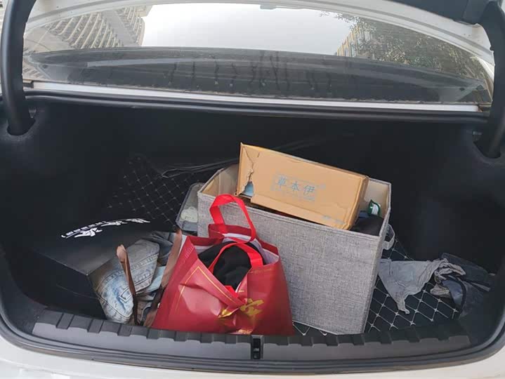 Photo 4 - BMW 3 Series