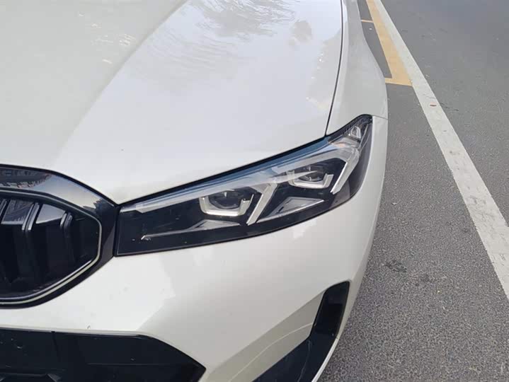 Photo 5 - BMW 3 Series