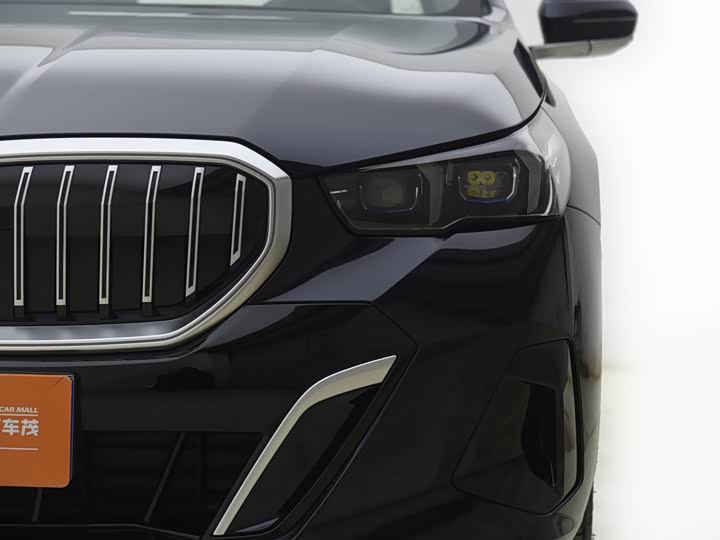 Фото 4 - BMW 5 Series