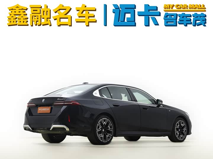 Фото 6 - BMW 5 Series