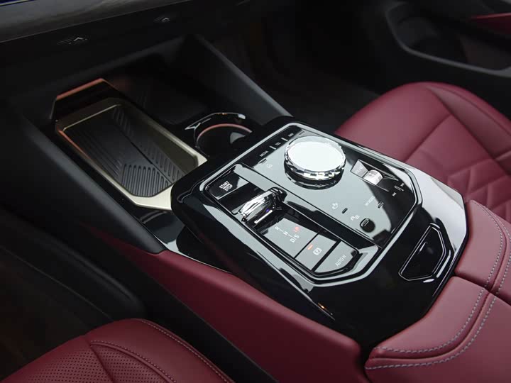 Фото 9 - BMW 5 Series