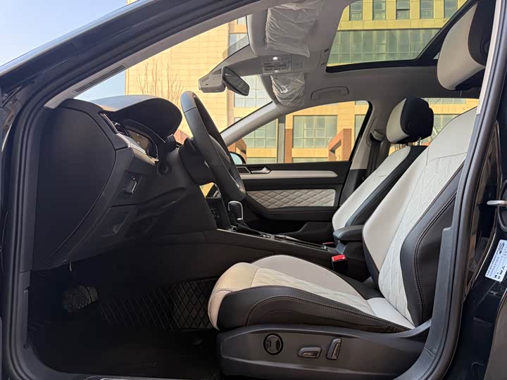 Фото 6 - Volkswagen Magotan