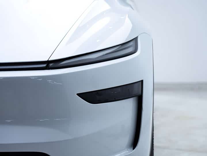 Фото 8 - Tesla Model Y