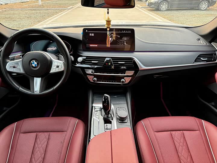Фото 6 - BMW 5 Series