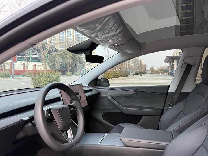 Фото 7 - Tesla Model Y