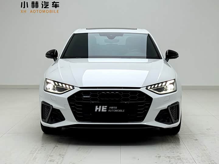 Фото 2 - Audi A4L