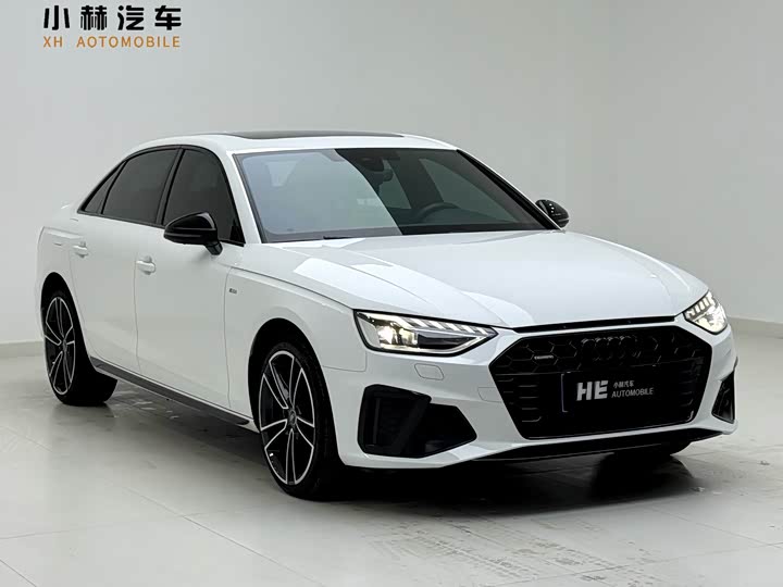 Фото 3 - Audi A4L