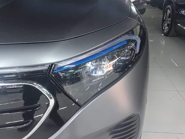 Фото 5 - Mercedes-Benz EQB