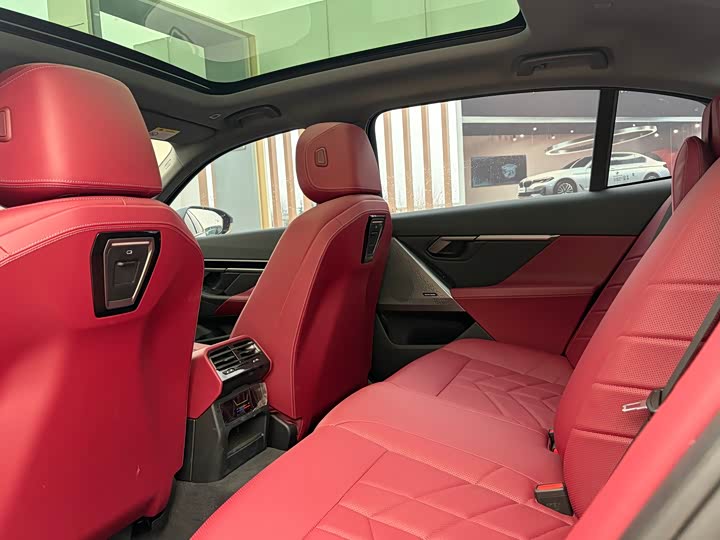 Фото 8 - BMW 5 Series