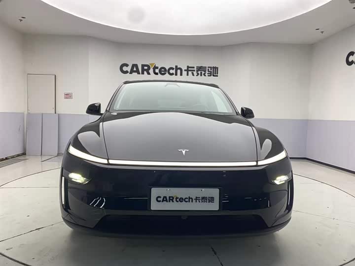 Фото 3 - Tesla Model Y