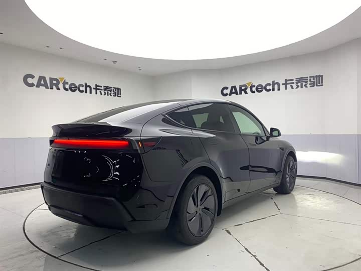 Фото 5 - Tesla Model Y