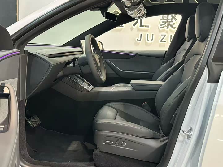 Фото 6 - Tesla Model Y