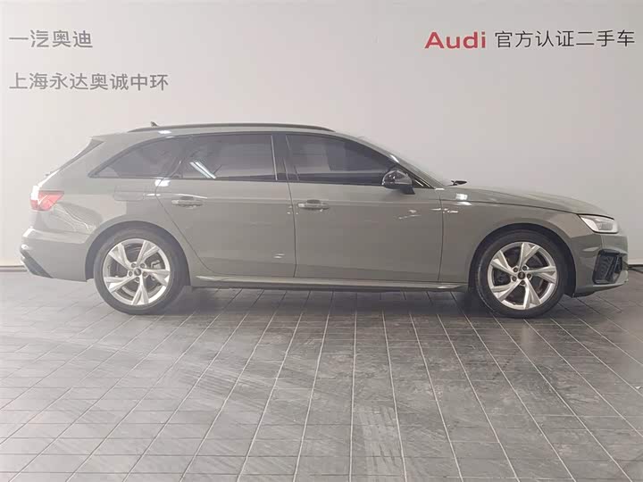 Фото 3 - Audi A4