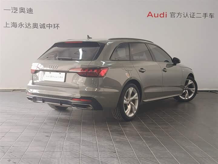 Фото 5 - Audi A4